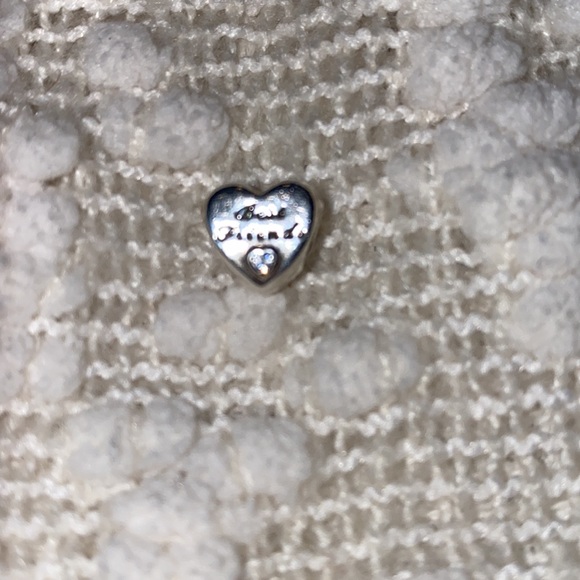 Best friend’s Pandora charm - Picture 2 of 2